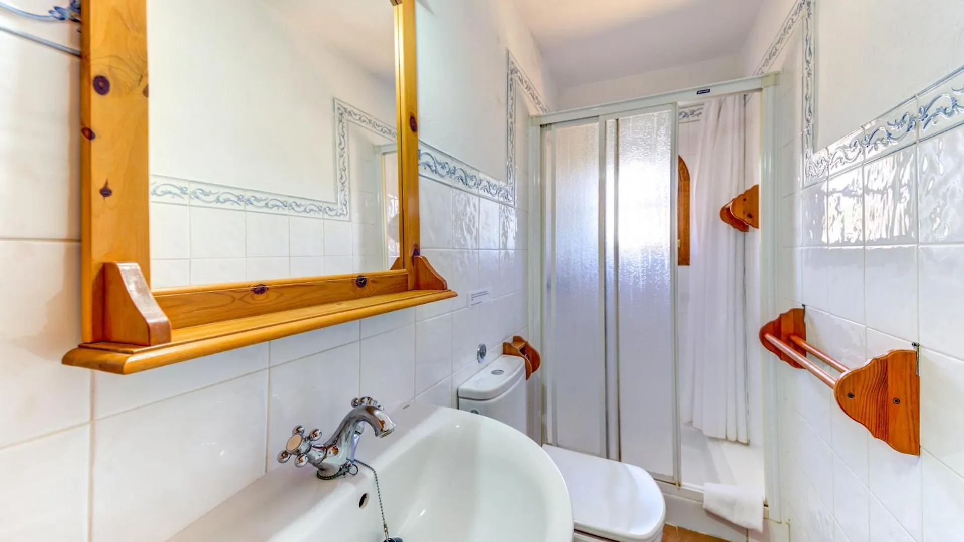 Villa Can Martin By Sealand Villas ポレンサ